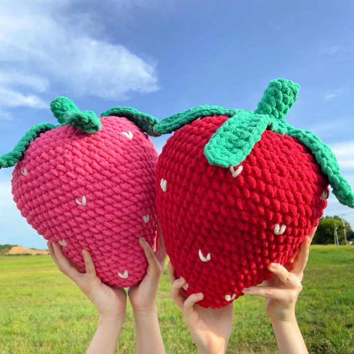 Free Crochet Strawberry Plush Pattern