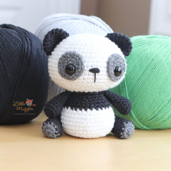 Peter Panda Crochet pattern by Sweetamigurumidesign