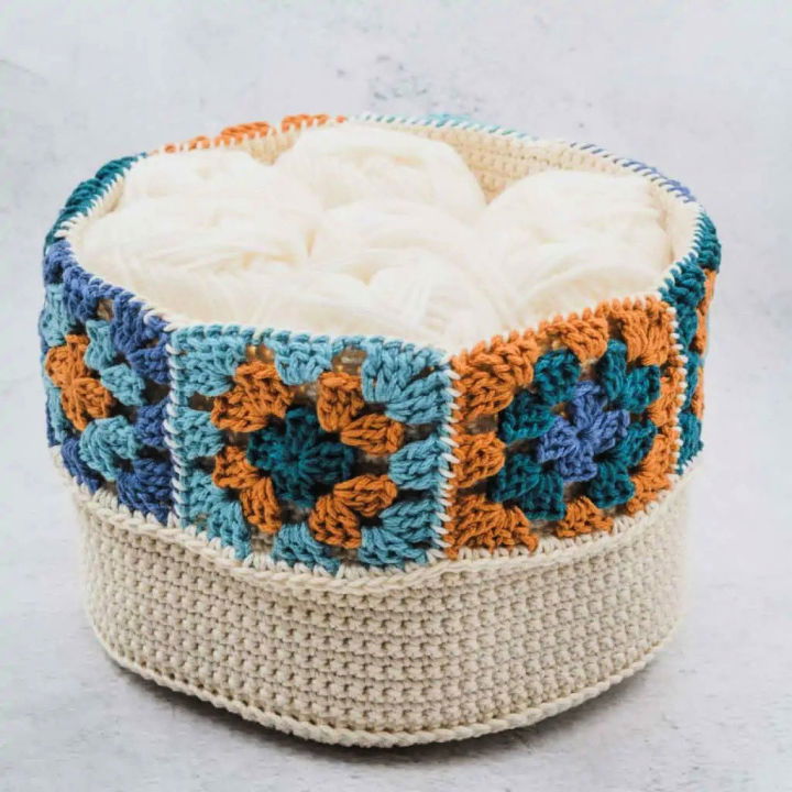 GRANNY SQUARE BASKET – FREE CROCHET PATTERN