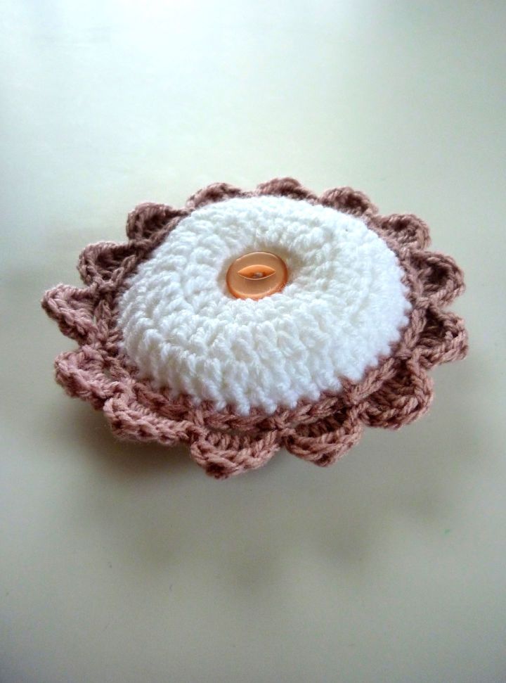 How to Crochet Daisy Memory Pillow - Free Pattern