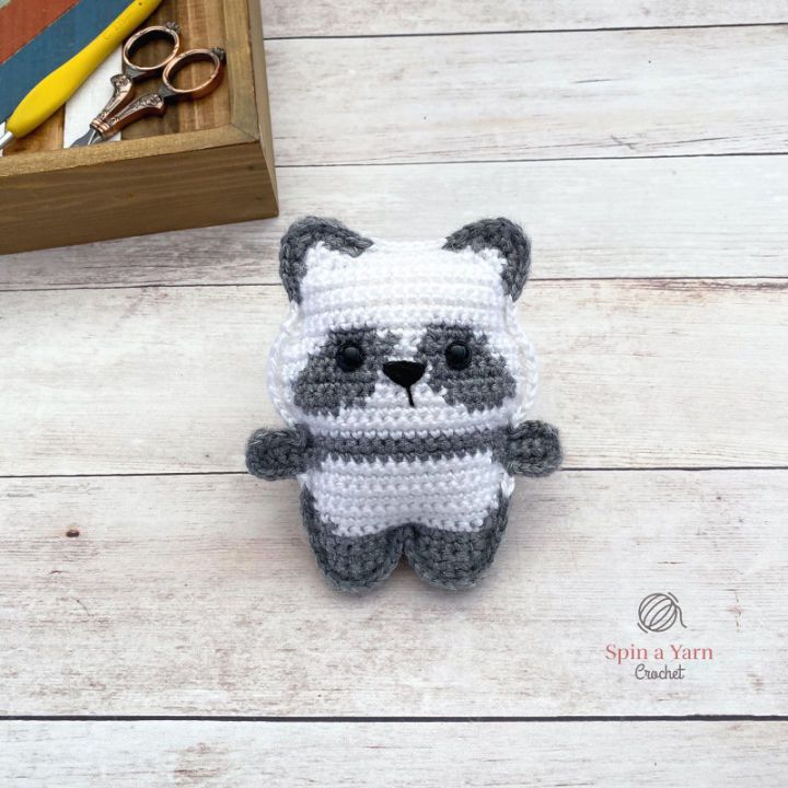 How to Crochet Pocket Panda - Free Pattern