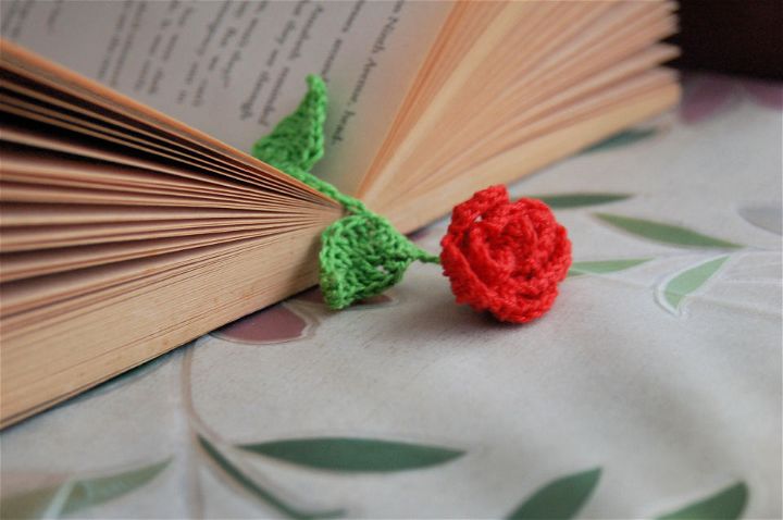 8. How to Crochet Rose Bookmark - Free Pattern