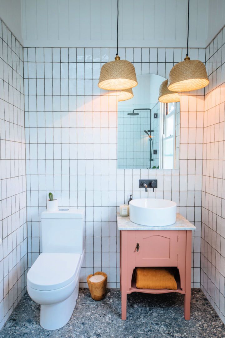 Make Your Own Vintage Bathroom Vanity