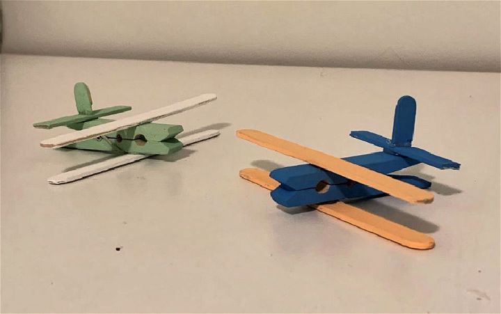Mini Wooden Plane Craft