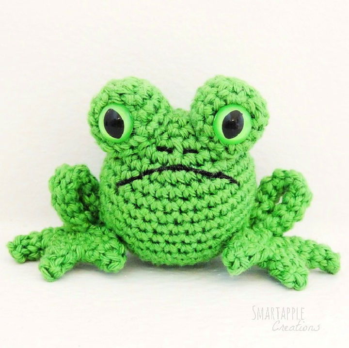 New Crochet Fred the Frog Amigurumi Pattern