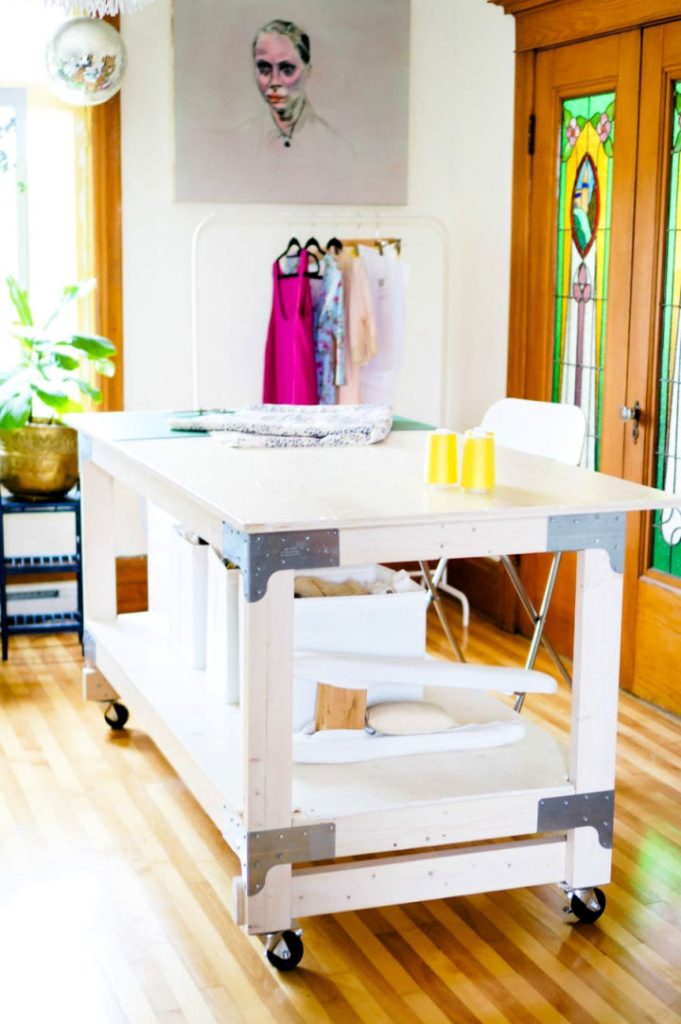 25 Homemade DIY Sewing Table Ideas and Plans