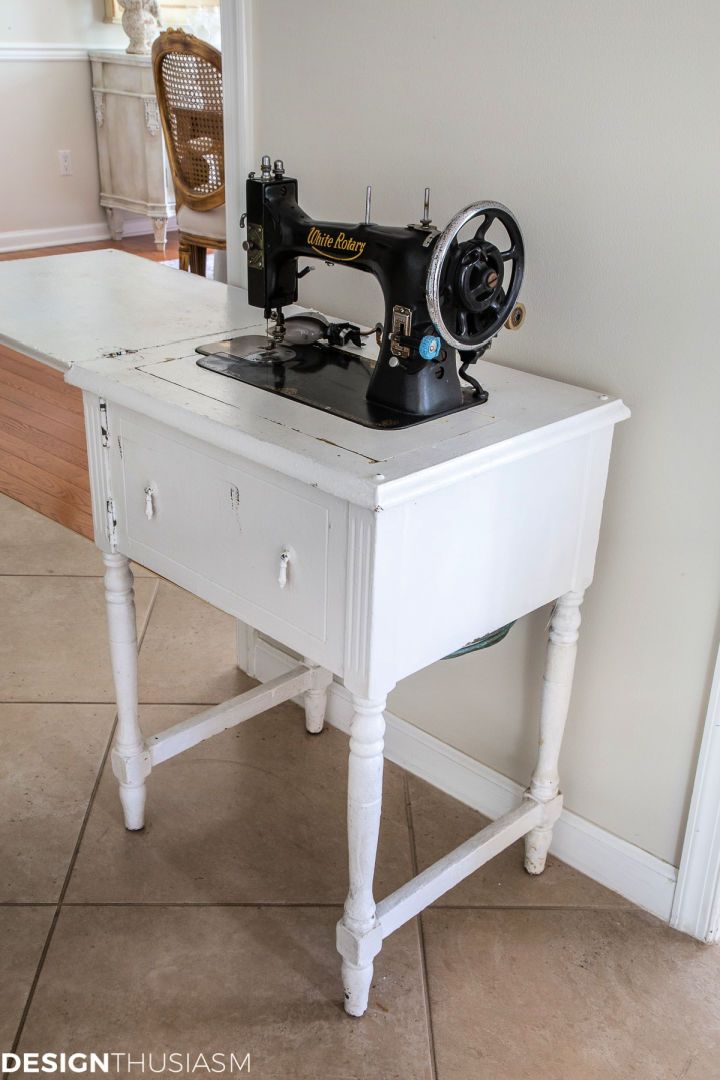 Sewing Machine Table DIY 2