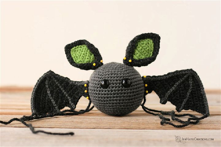 Simple Crochet Bat Pattern