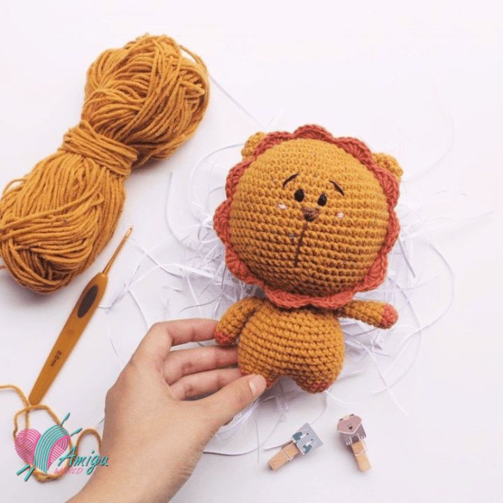 Simple Crochet Little Lion Amigurumi Pattern