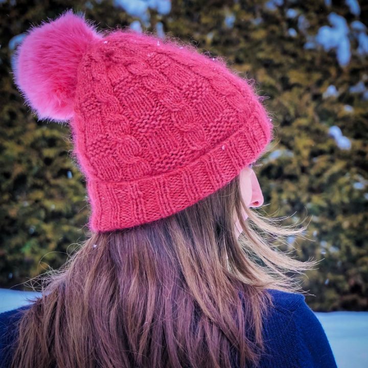 Beautiful Snowslide Hat Knitting Pattern