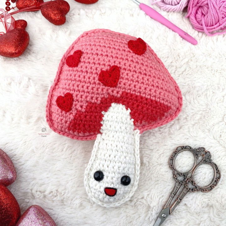 Valentines Day Toadstool Crochet Pattern