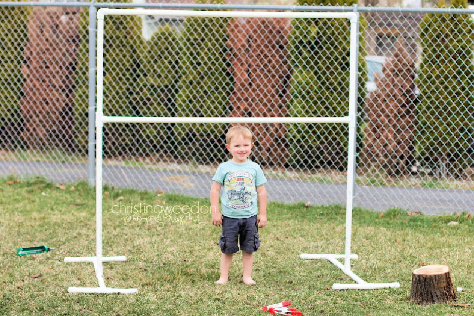 DIY PVC Pipe Photography Backdrop Stand