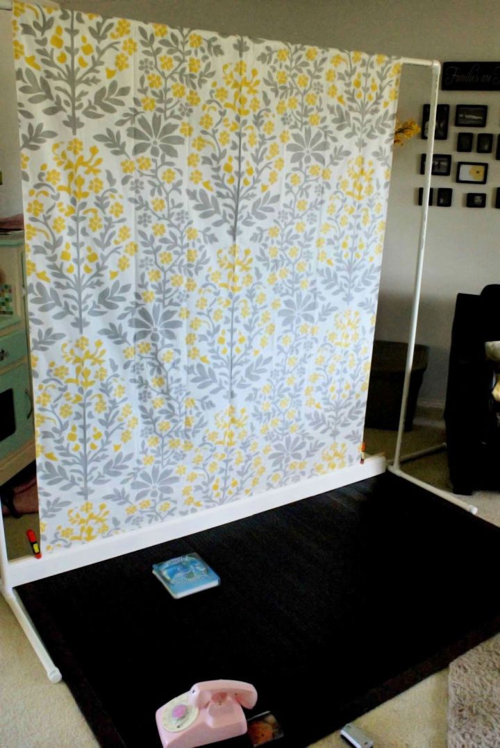 DIY Backdrop Stand Using Fabric and PVC