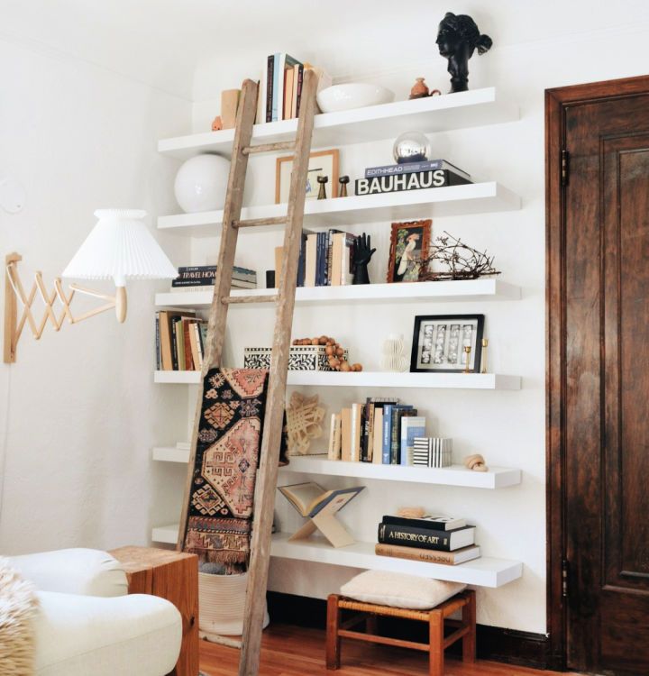 DIY Built-in Floating Bookshelves