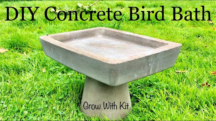 Cheap DIY Concrete Bird Bath