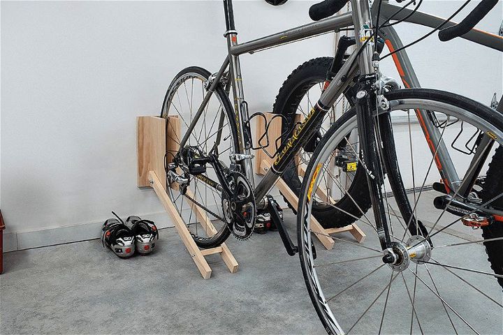 Compact Garage Bike Rack Plan