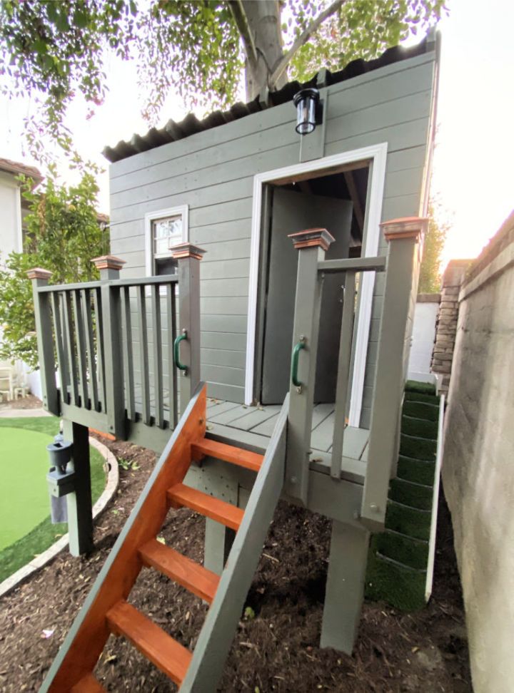 DIY Backyard Treehouse for Adults