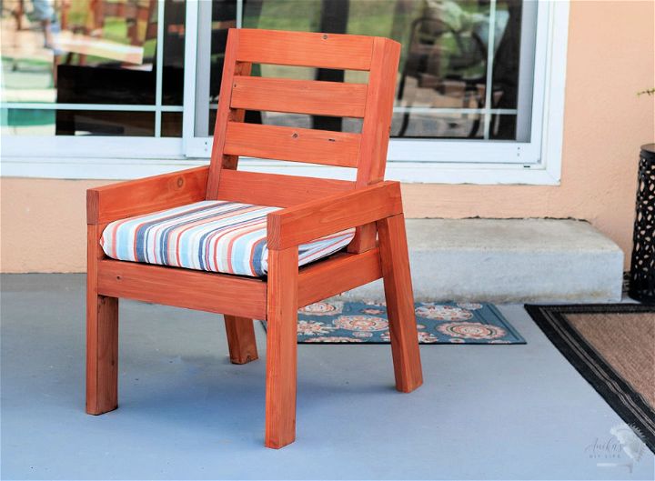 DIY 2×4 Outdoor Dining Chair