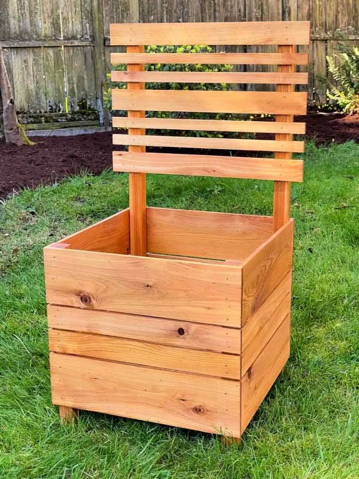  DIY Planter Box With Trellis