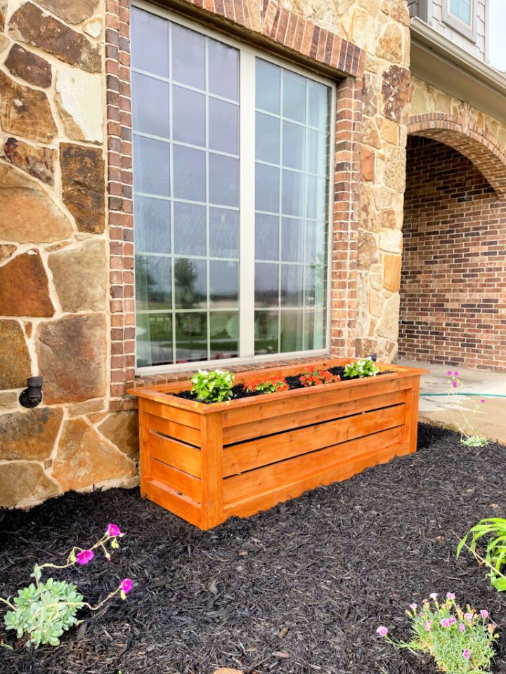 How to Make a Wooden Planter Box