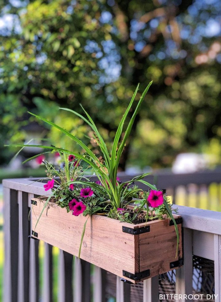 Build Your Own Cedar Planter Box