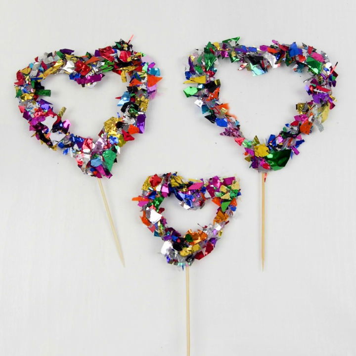 Easy DIY Hot Glue Gun Confetti Heart Cake Topper