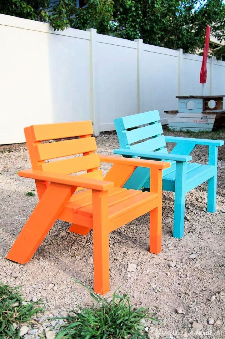 Simple DIY Kids Patio Chairs
