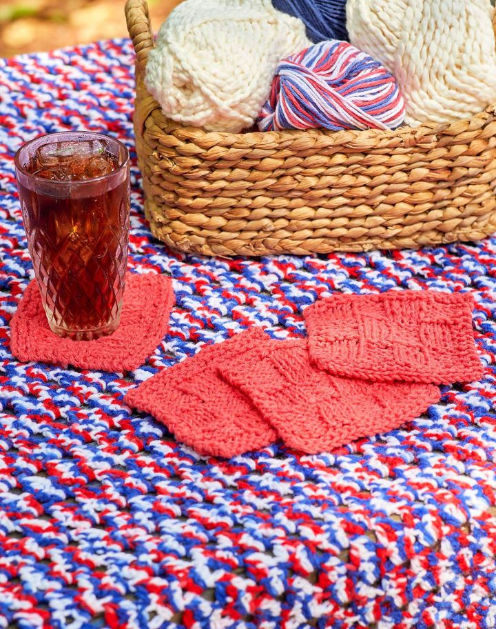 How to Knit a Fruit Pie Coaster