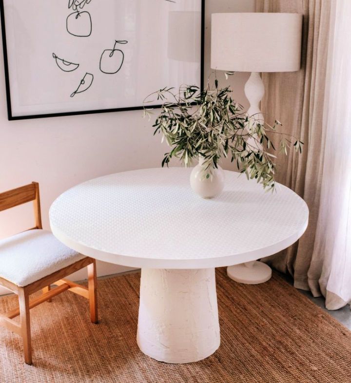 Make a Upcycled Pedestal Dining Table