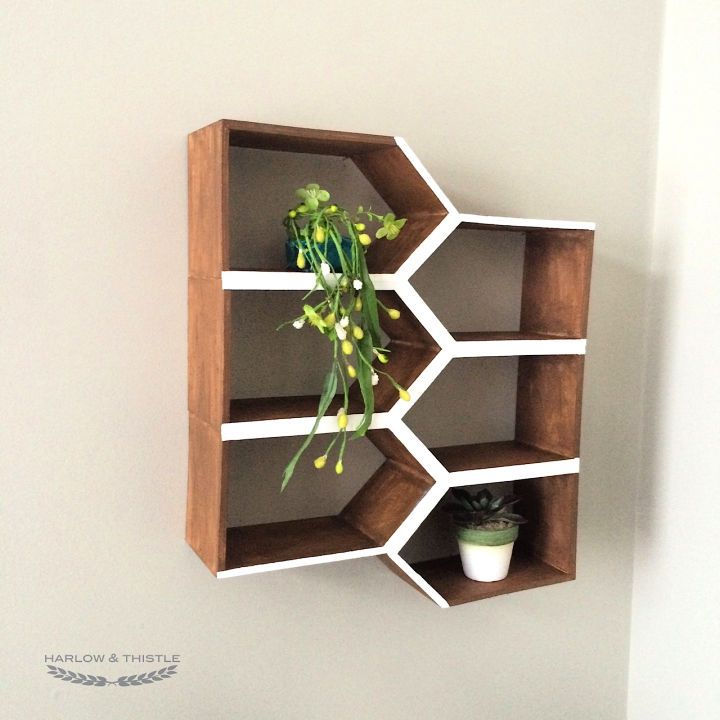 Nice DIY Geometric Wall Shelf