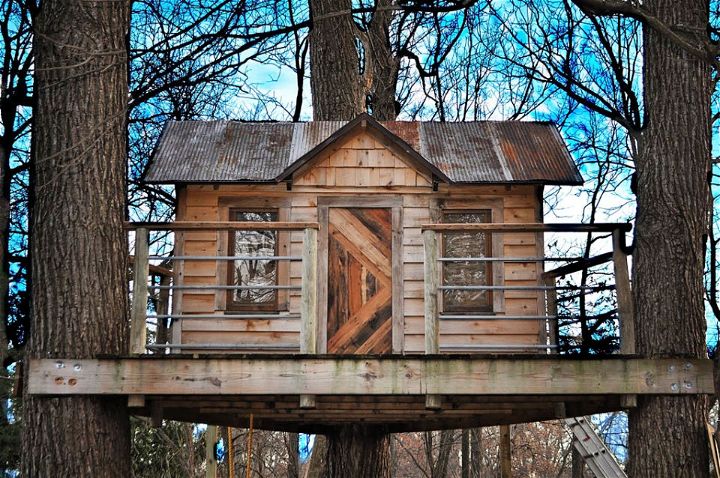 Free Reclaimed Treehouse Building Plan
