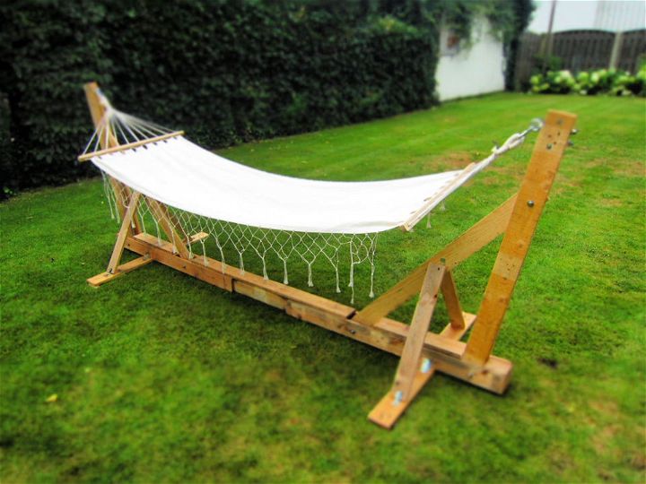 Making a Pallet Hammock Stand