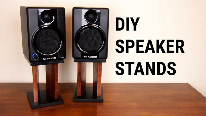 Rustic Speaker Stands Design for Desktop
