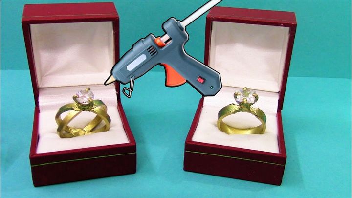 Simple DIY Engagement Rings With a Hot Glue Gun