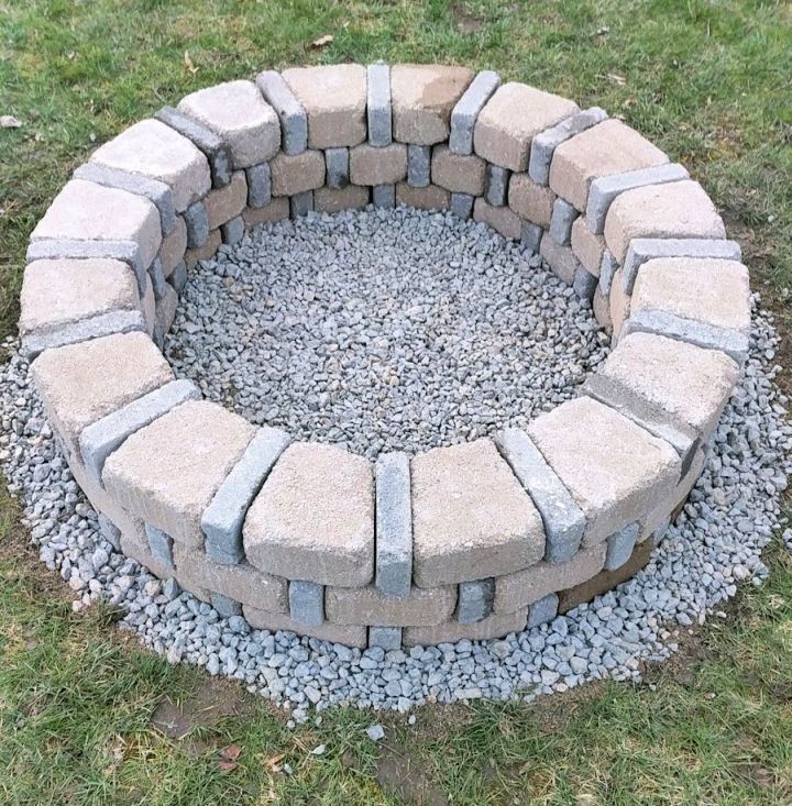 How to Make a Circle Brick Fire Pit