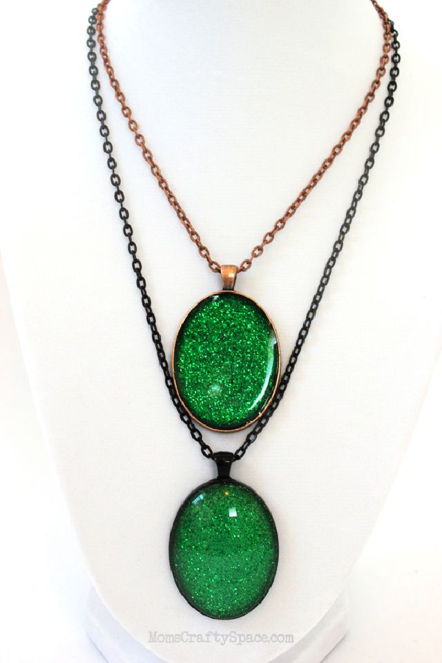 DIY Evanoras Emerald Necklace