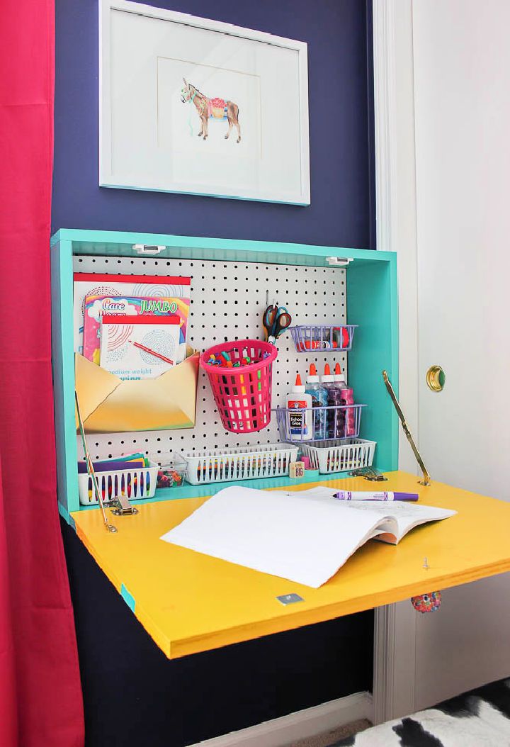 DIY Wall Mounted Desk With Storage