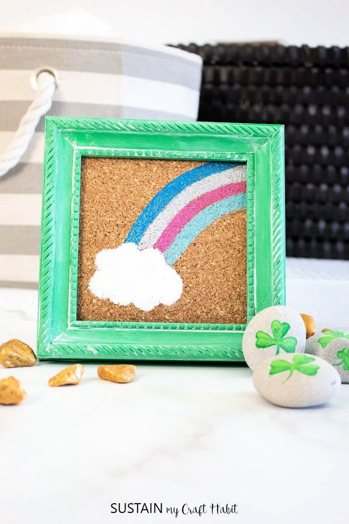 https://media.ialwayspickthethimble.com/wp-content/uploads/2023/04/Framed-St-Patricks-Day-Craft.jpg