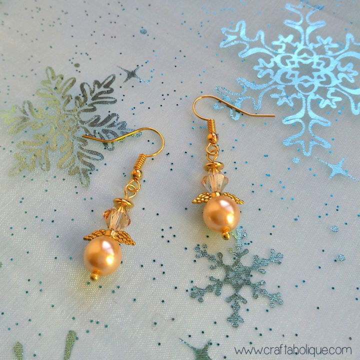 How To Make Simple And Beautiful Pearl Earrings At Home, DIY