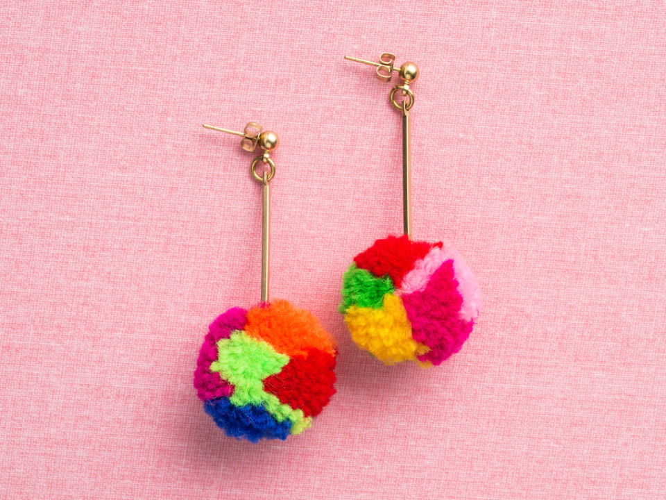 Pom Pom Earrings Project