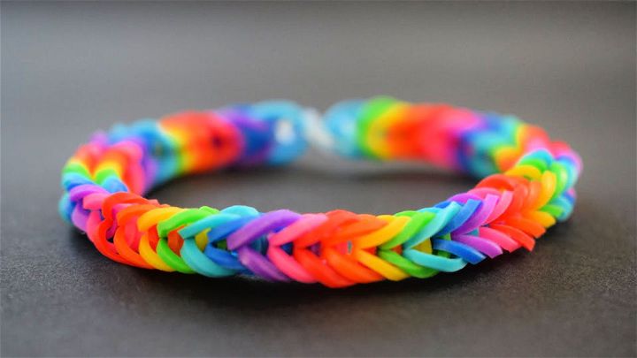 Rainbow Loom Bracelet With Your Fingers