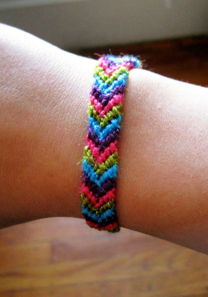 How to Make a Chevron Friendship Bracelet: 25 Free Pattern