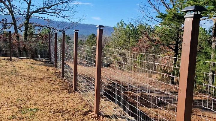 DIY Front Yard Fence Using 4x4s and Stretch Woven Wire