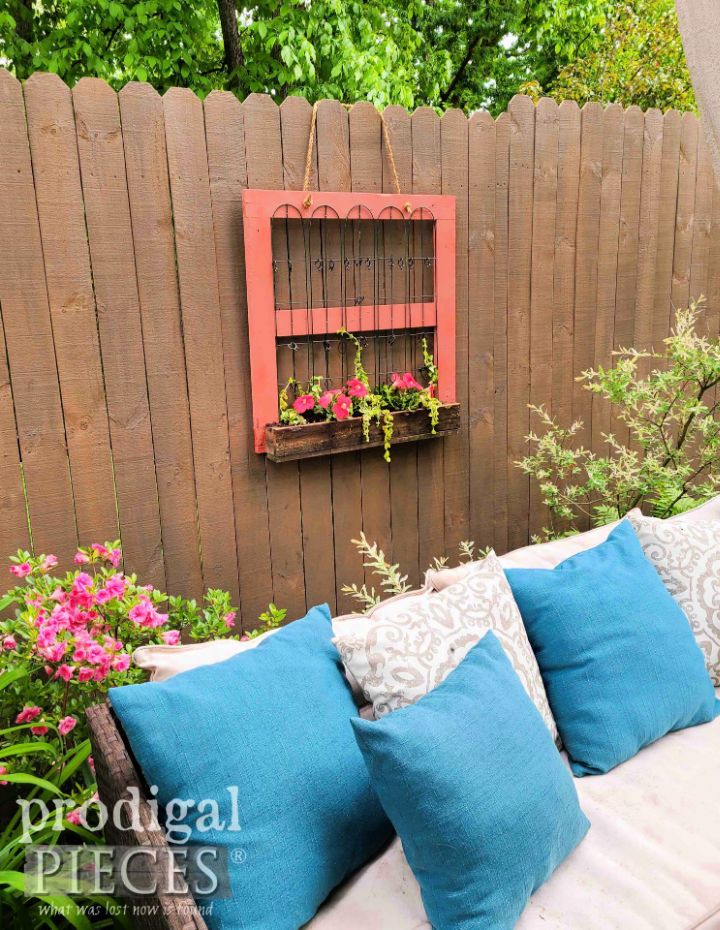 Build Hanging Fence Planter From Reclaimed Wood