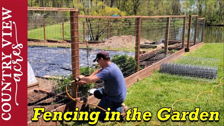 DIY Wire Fencing in the Vegetable Garden