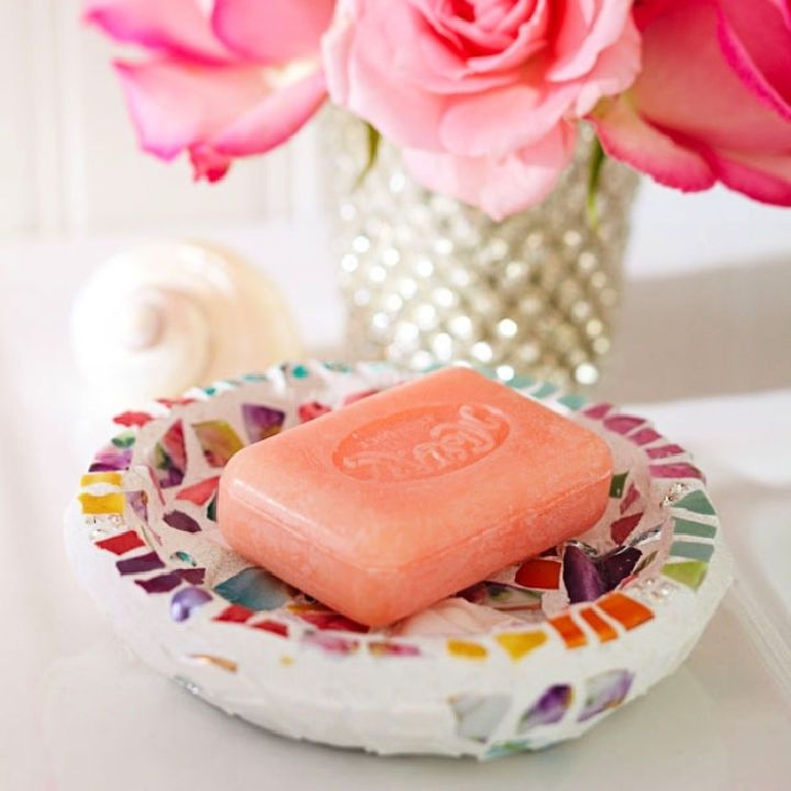 Do It Yourself Soap Dish Using Mosaic