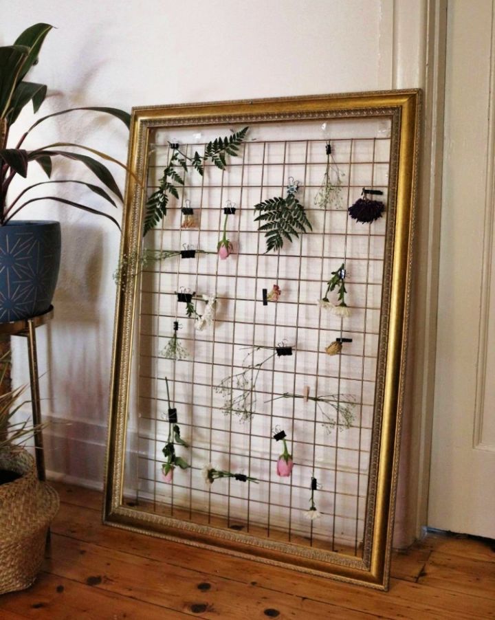 Make a Herb and Flower Drying Rack at Home