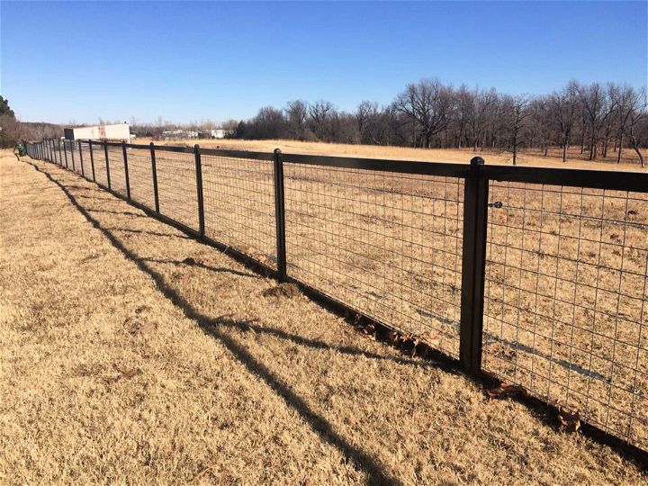 How to Build a Modern Hog Wire Fence