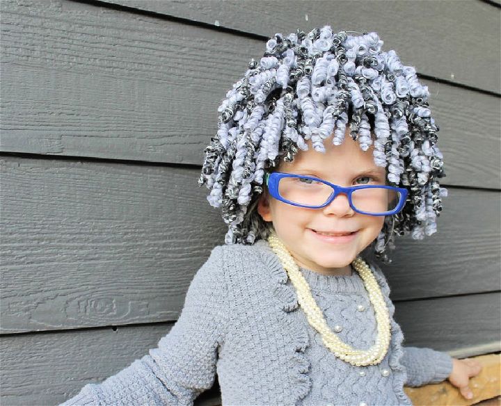 How to Make a Curly Yarn Wig