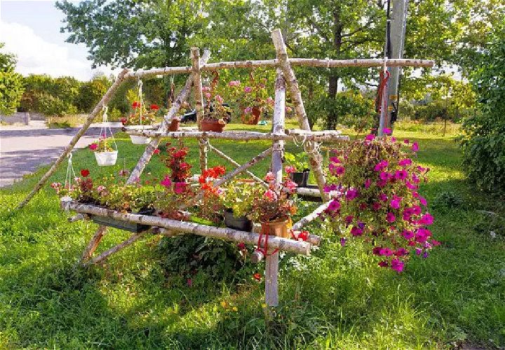How to Make a Rose Trellis for Your Garden